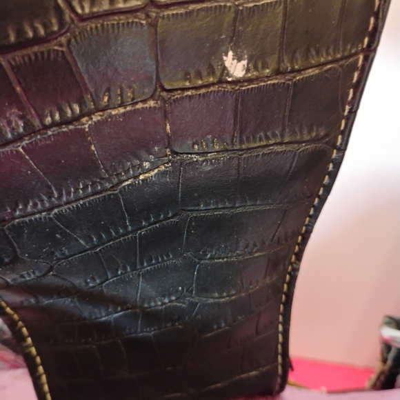 RealTree Rhinestones Western Croc Purse - Picture 8 of 15